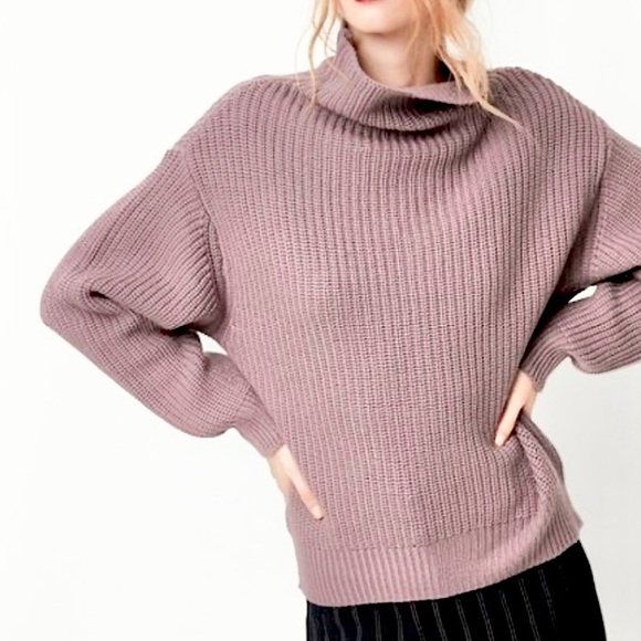 Aritzia Wilfred Montpellier Turtleneck in Neutral Rose Lilac Size Small - Picture 16 of 16